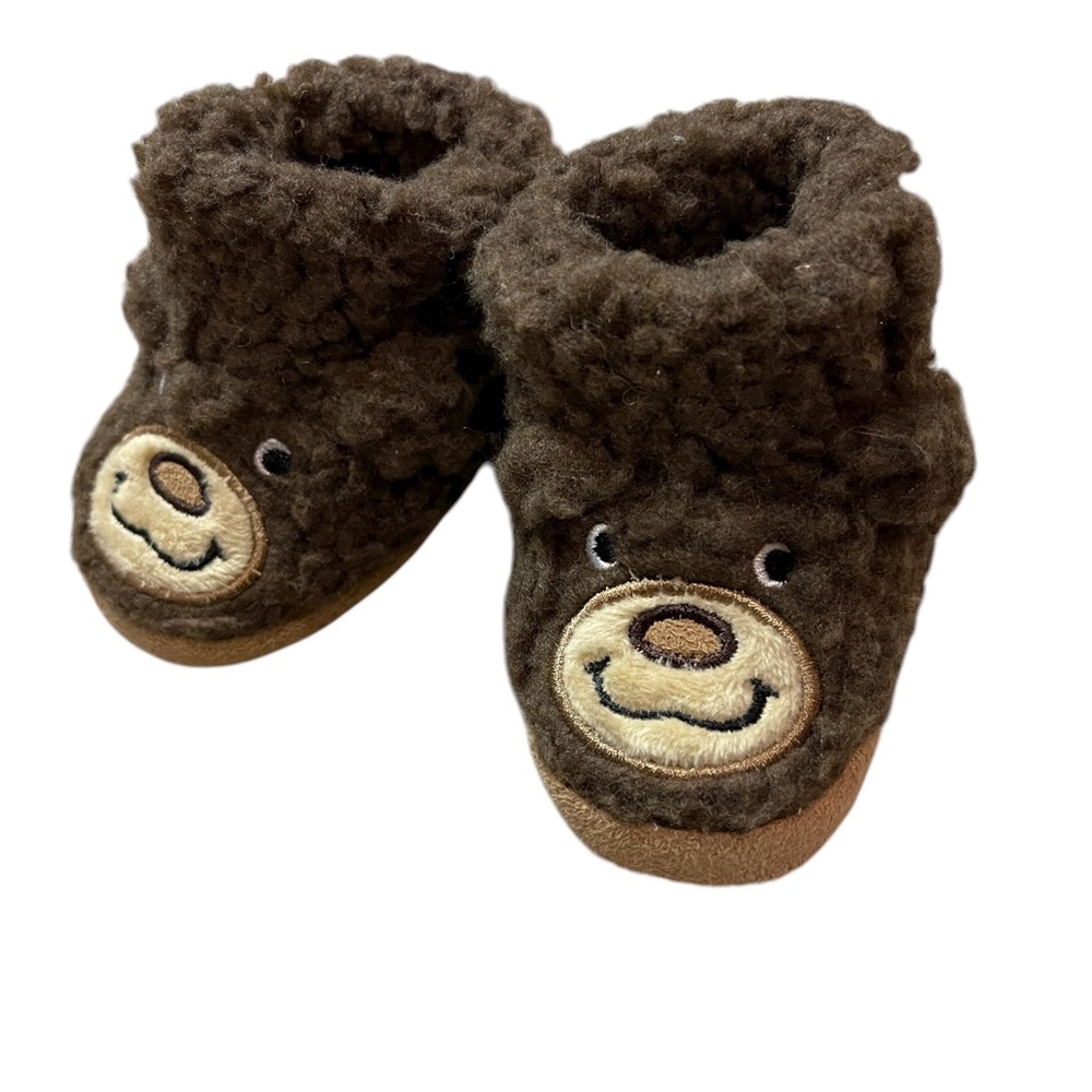 Bass Pro cozy Bear Slippers 0-6mo size 1
